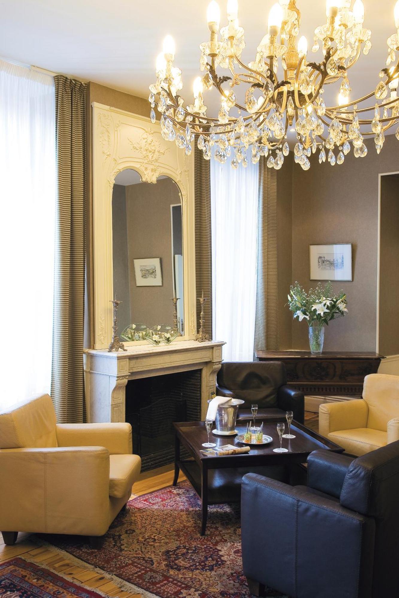 Le Parc Des Fees Hotel Retaurant & Spa La Bourboule Exterior foto