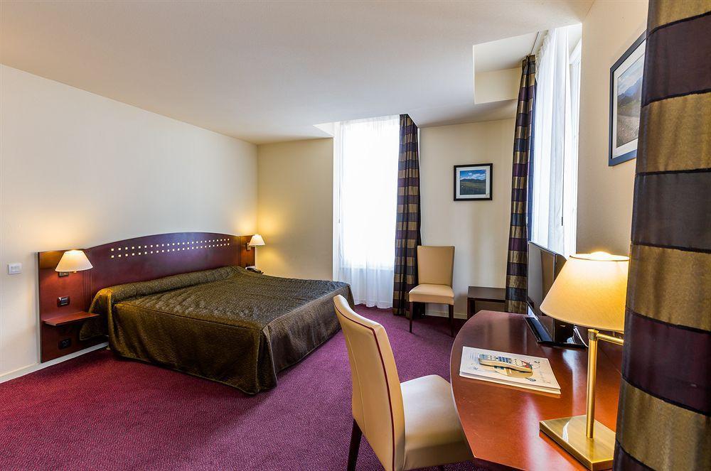 Le Parc Des Fees Hotel Retaurant & Spa La Bourboule Exterior foto