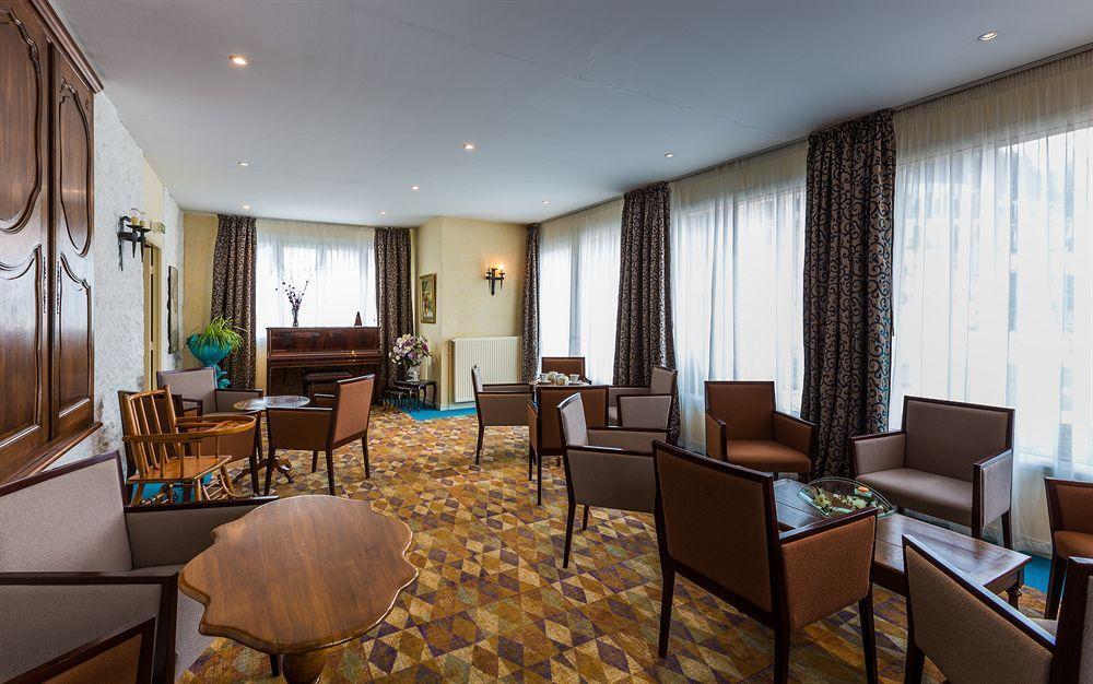 Le Parc Des Fees Hotel Retaurant & Spa La Bourboule Exterior foto